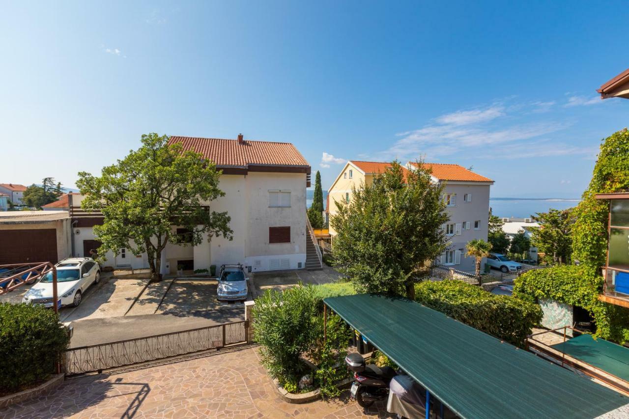 Apartman Laura Selce Exterior photo